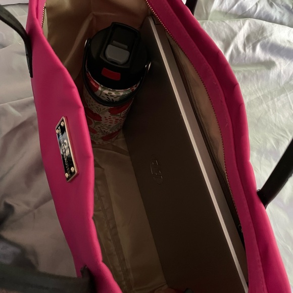 Princess Cruises hot-pink handbag - Picture 8 of 12